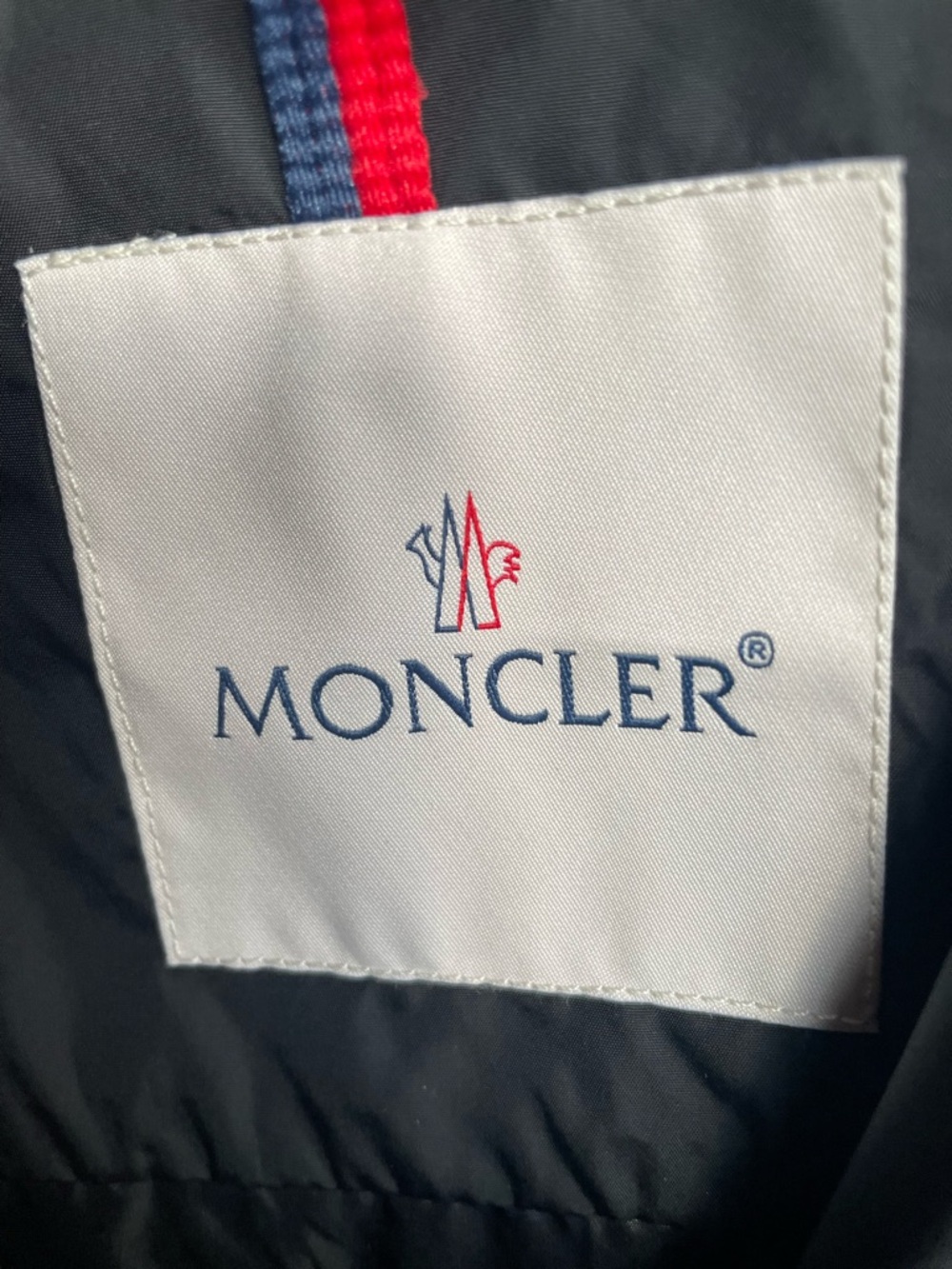 Moncler Black Men's Windbreaker Jacket with Red Trim - Picture 9 of 14